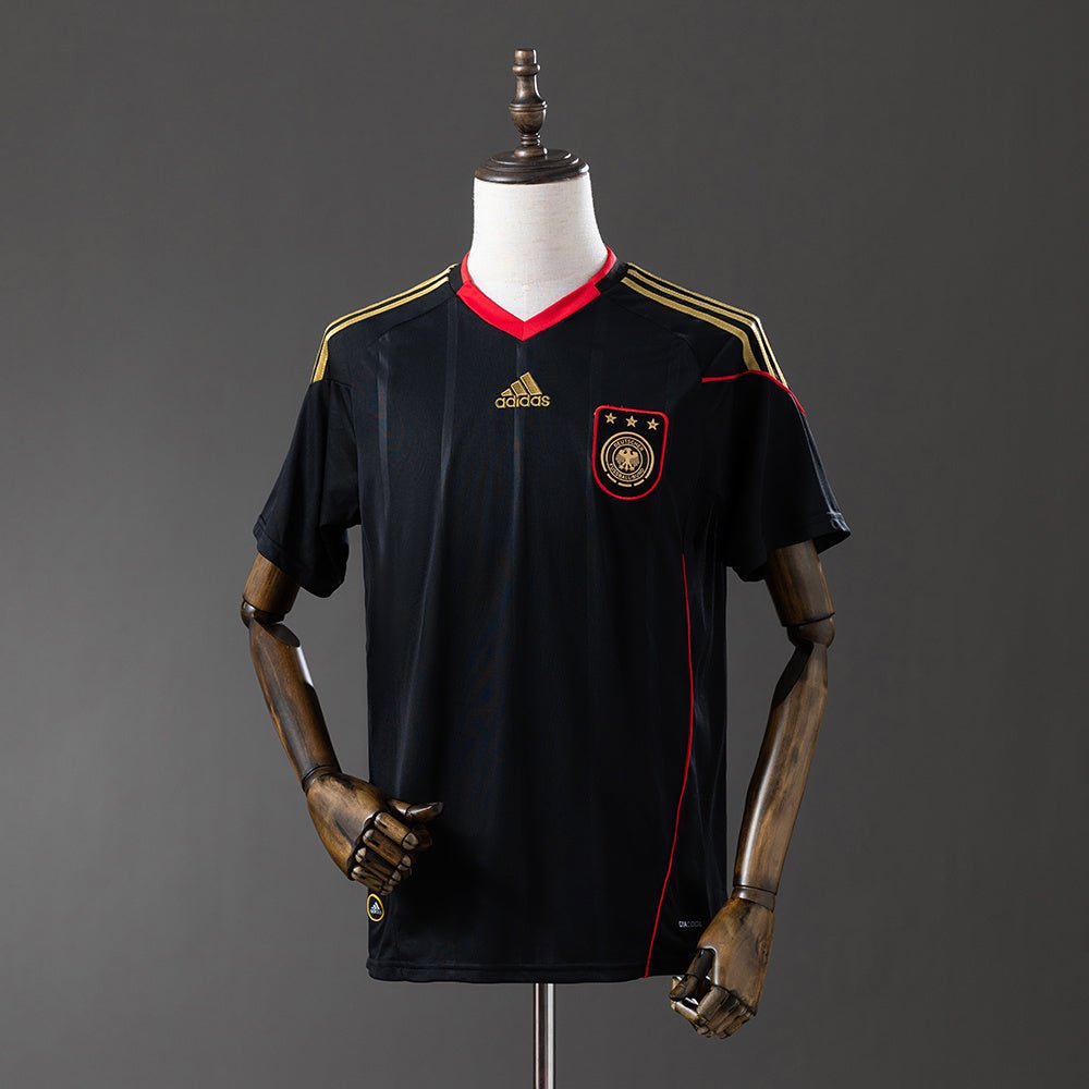 Retro Germany 2010 Away Shirt - theftblkits