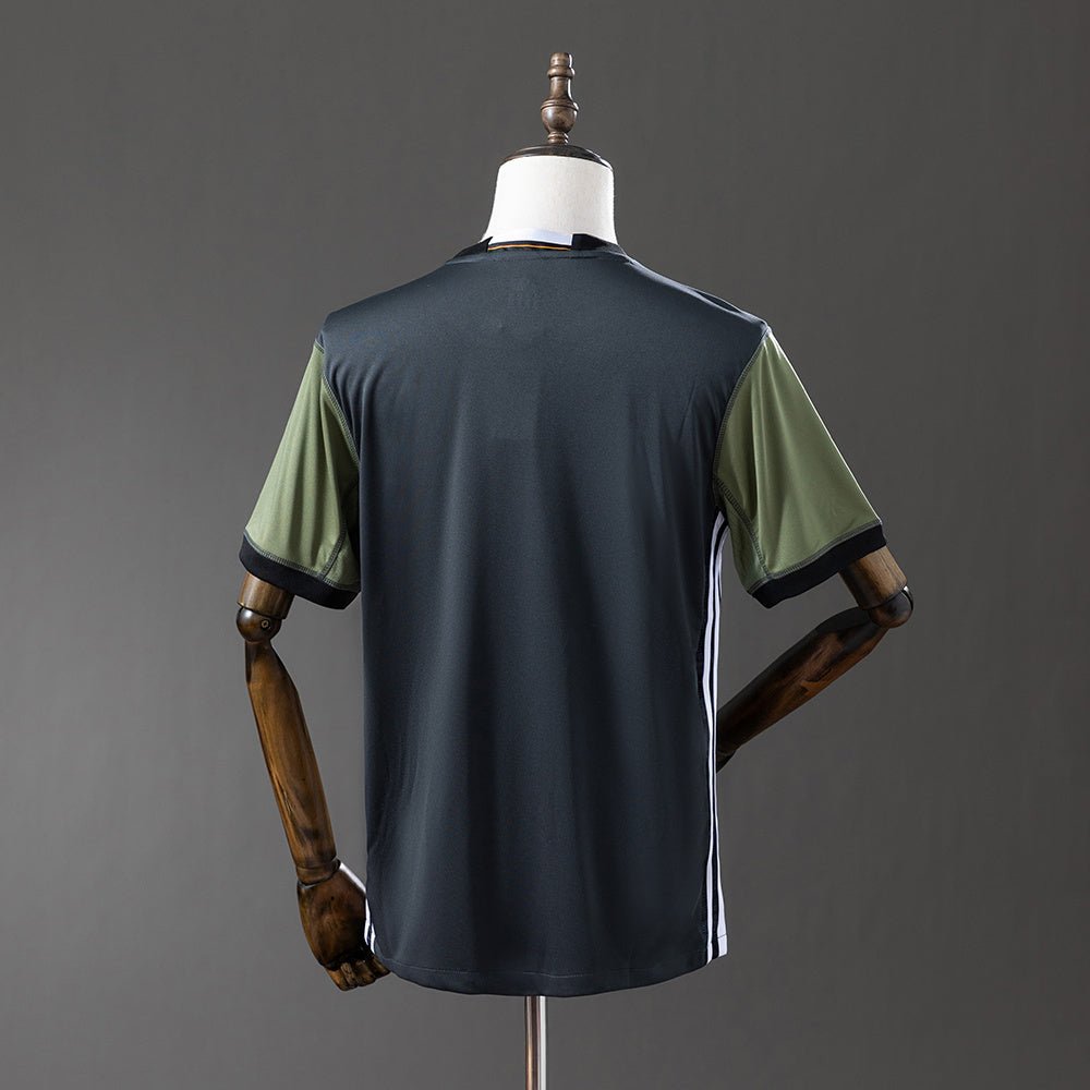Retro Germany 2016 Away Shirt - theftblkits